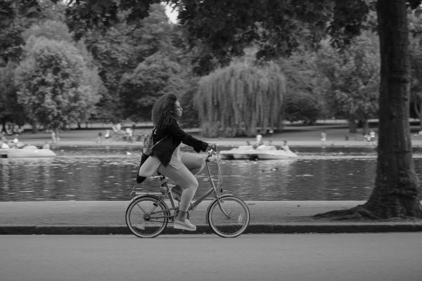 רגעים קצרים בשחור לבן