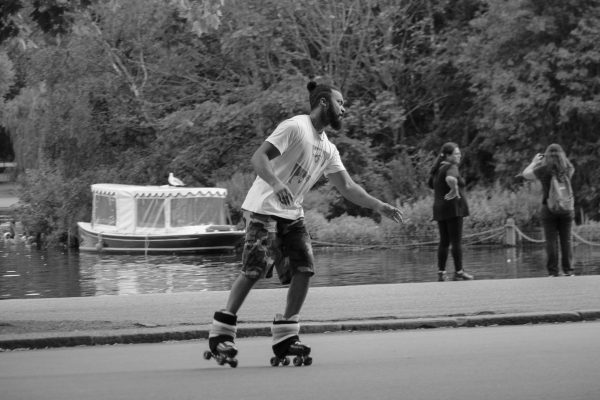 רגעים קצרים בשחור לבן