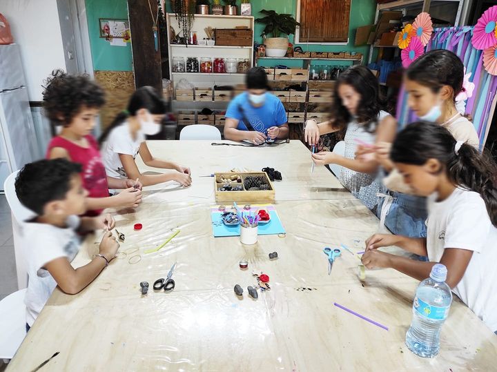 פזית יהלומי מנחה לחשיבה יצירתית, אשת חינוך