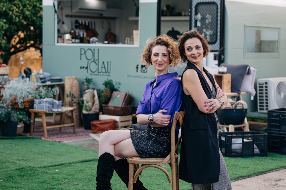 POLI AND CLAU פופ אפ וואן נייד של פריטי עיצוב