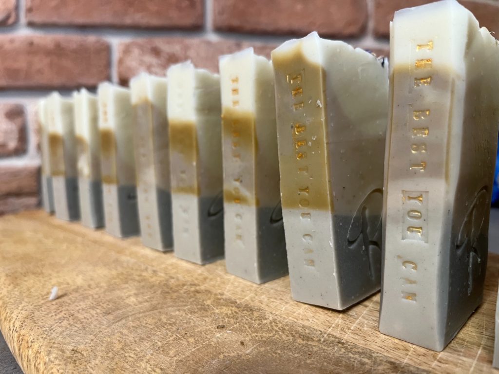 הסבונים של Refreshed Natural Soap