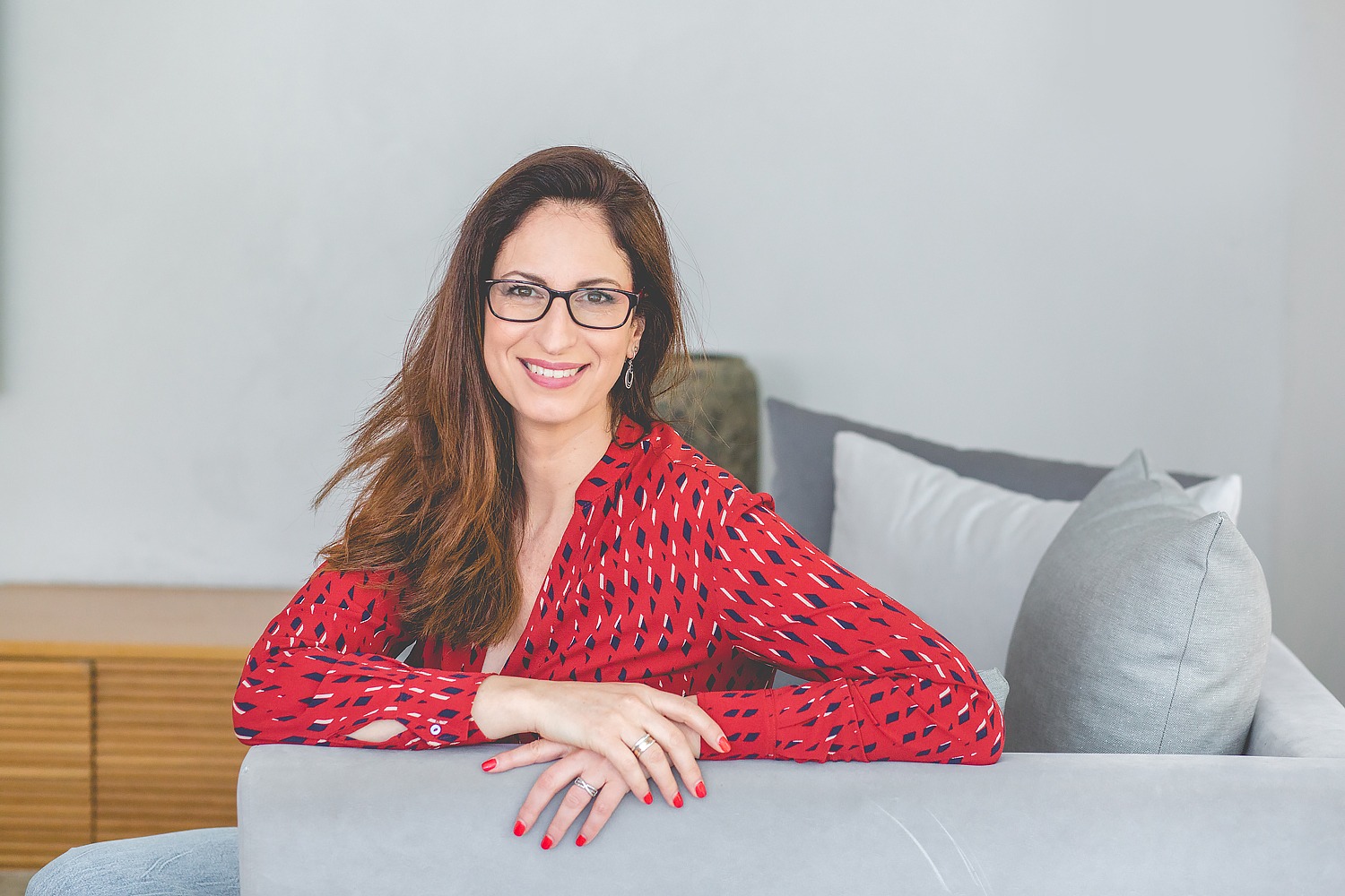 רוית נדלר בונה ומעצבת מצגות עסקיות