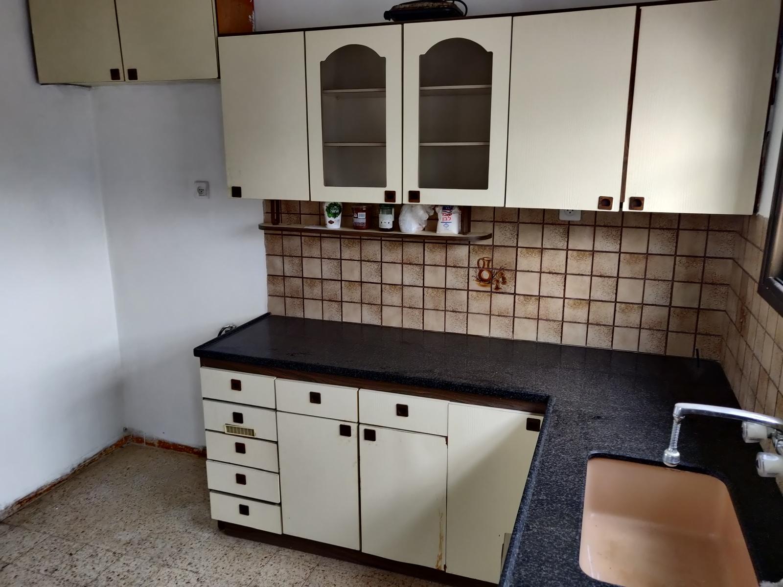 שיפוץ מטבח שירי פלג