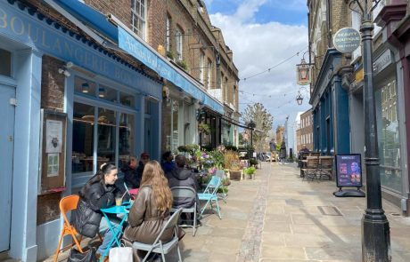 יום בכפכפים / לונדון – שכונת המפסטד